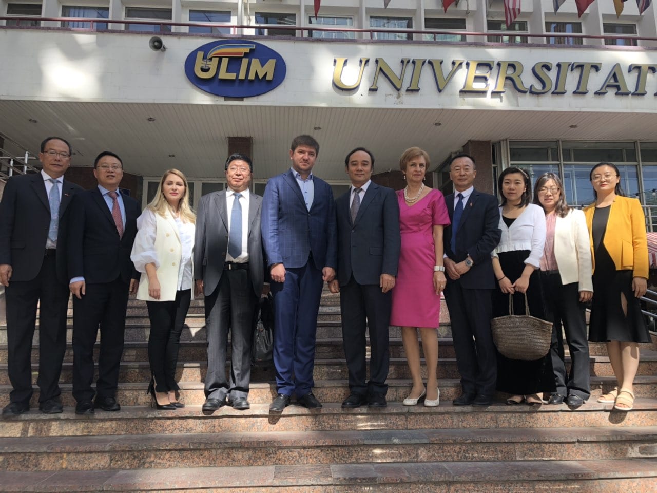 Delegația chineză de la Hanban în  vizită de evaluare a Institutului Confucius  din cadrul ULIM